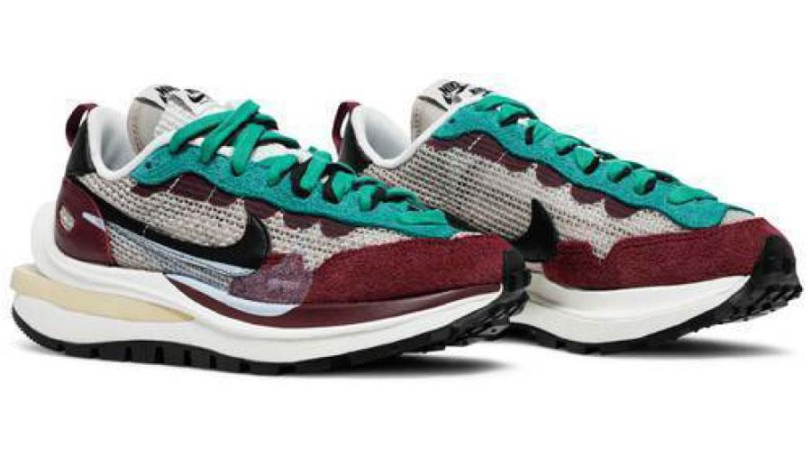 Vaporwaffle Sacai x Villain Red Neptune Green - Image 2 | SneakerrHub